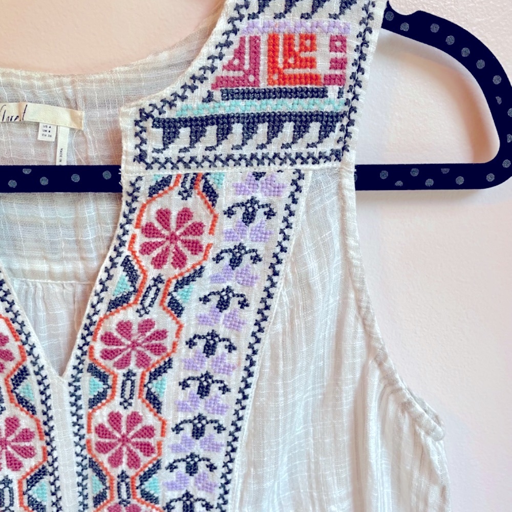 EUC Floreat Anthropologie Top Embroidered Size 4/Small